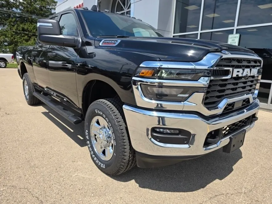 2025 Ram 2500 Tradesman photo 1