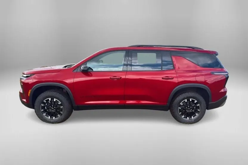 2026 Chevrolet Traverse Z71 photo 1
