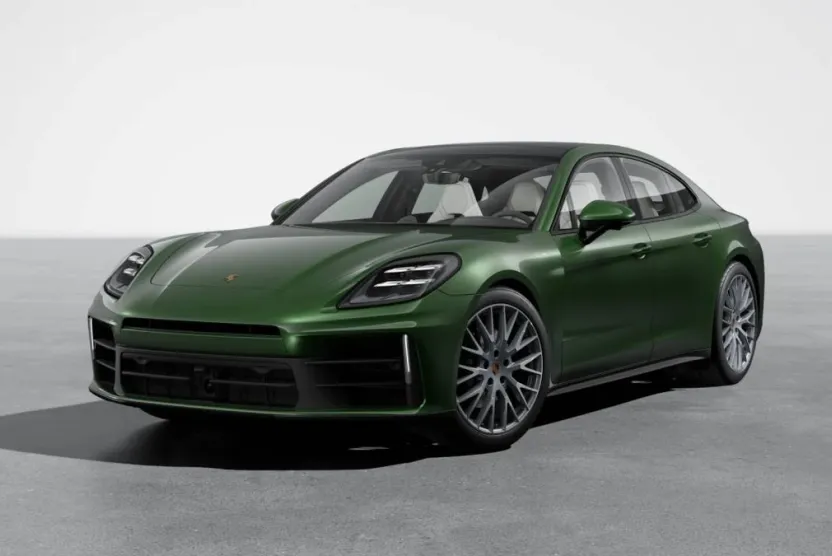 2026 Porsche Panamera 4 photo 1
