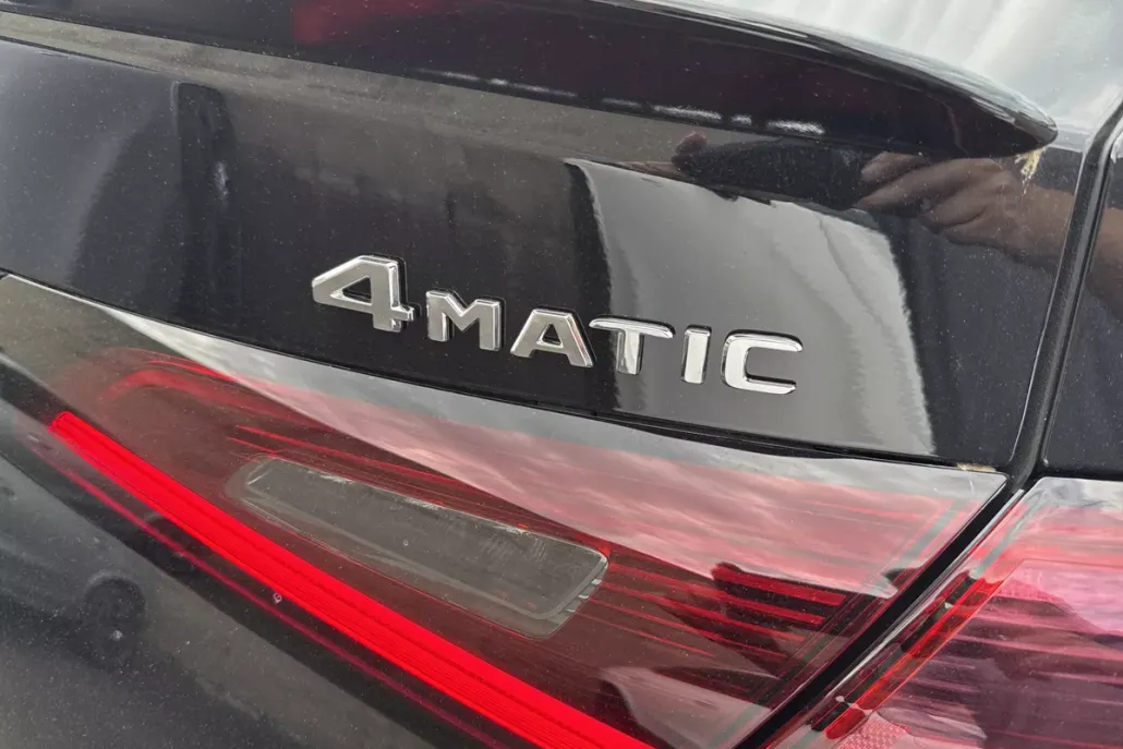 2025 Mercedes Benz GLC 300 Coupe photo 1