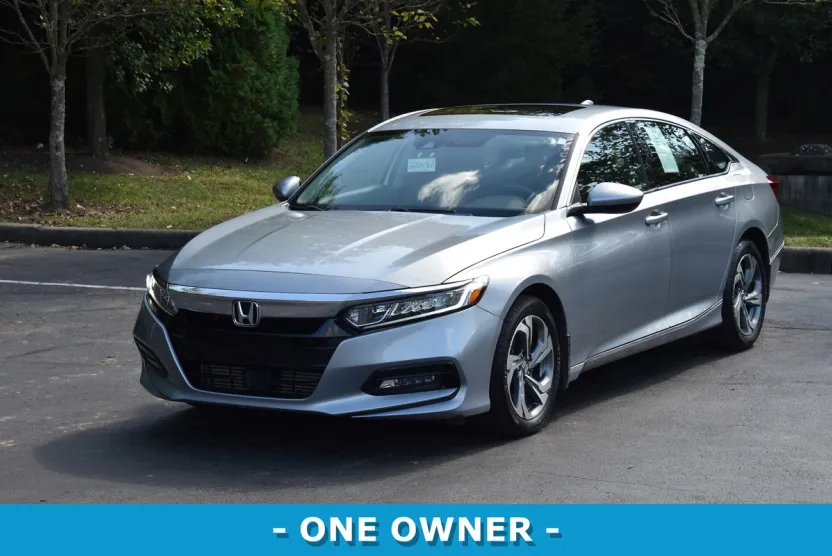 2019 Honda Accord EX photo 1