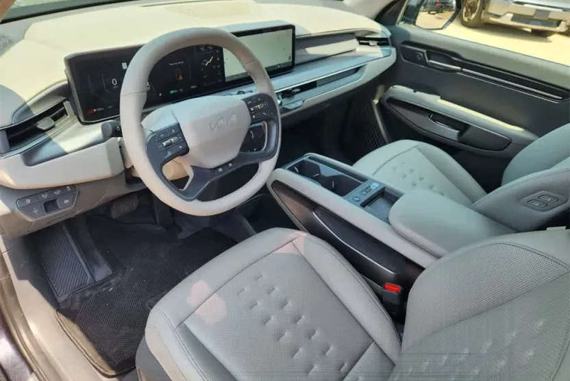 2025 Kia EV9 Wind photo 1