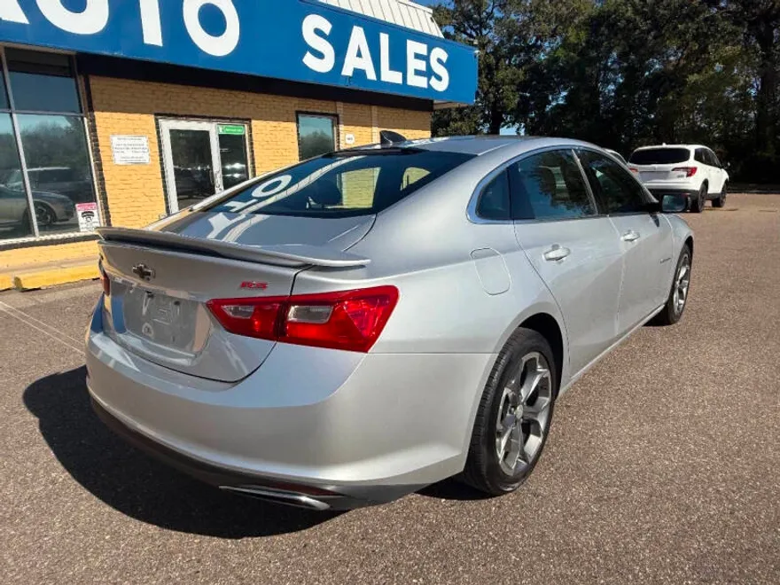 2019 Chevrolet Malibu RS photo 1