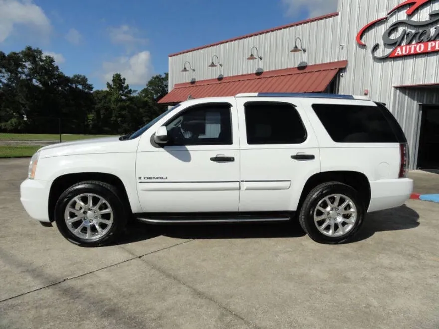 2007 Gmc Yukon Denali 1500 photo 1