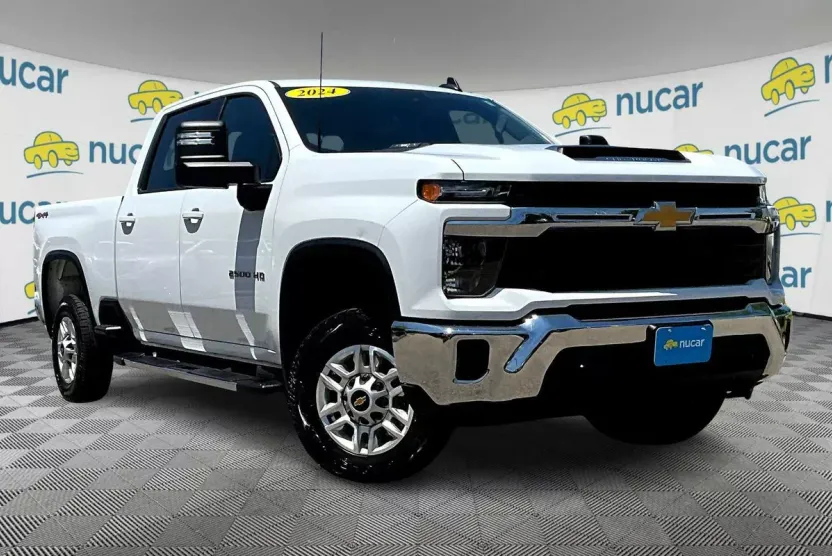 2022 Chevrolet Silverado 2500HD LT photo 1