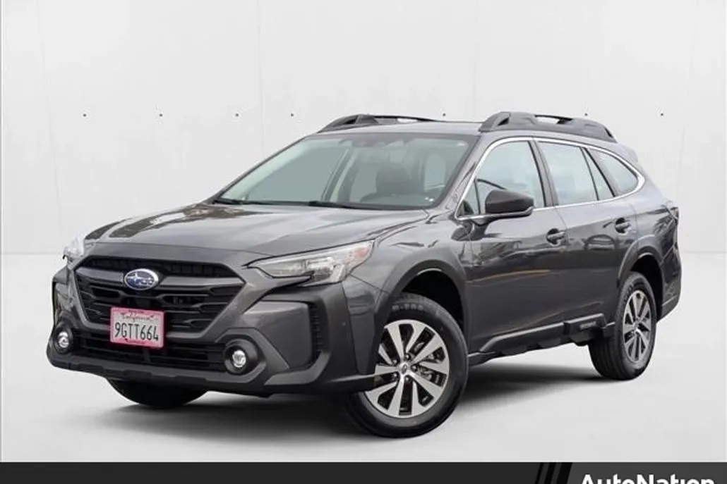 2024 Subaru Outback Base photo 1