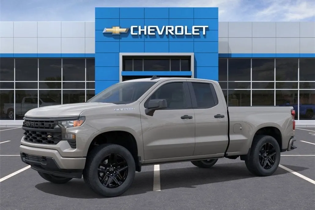 2026 Chevrolet Silverado 1500 Custom photo 1