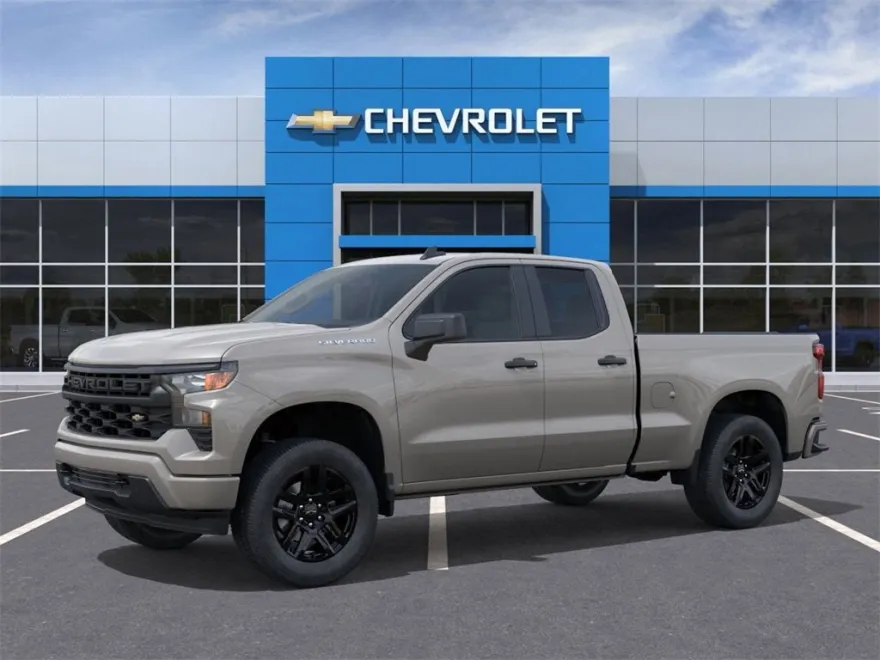 2026 Chevrolet Silverado 1500 Custom photo 1
