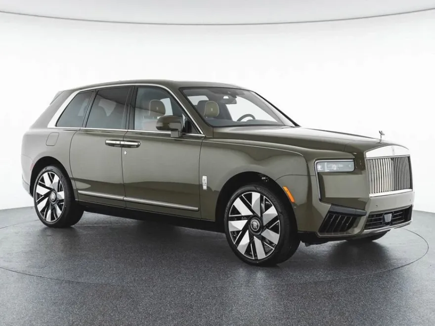 2025 Rolls Royce Cullinan RR photo 1