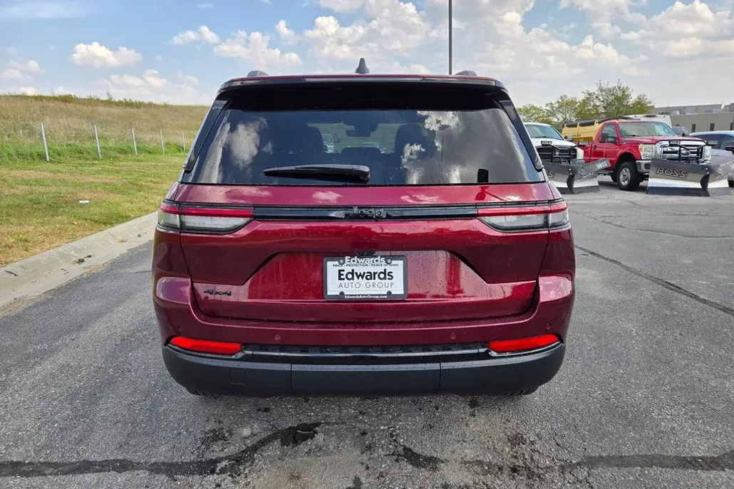 2025 Jeep Grand Cherokee Altitude X photo 1