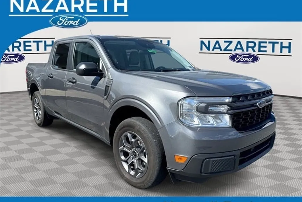 2024 Ford Maverick XLT photo 1