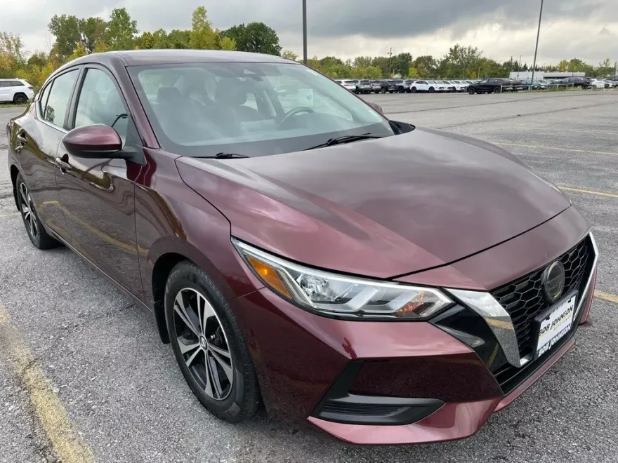 2021 Nissan Sentra SV photo 1