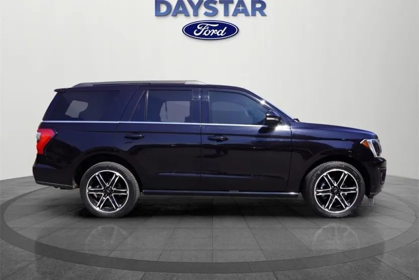 2020 Ford Expedition Limited photo 1