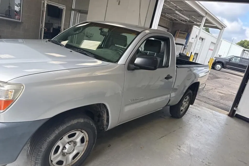 2007 Toyota Tacoma Base photo 1