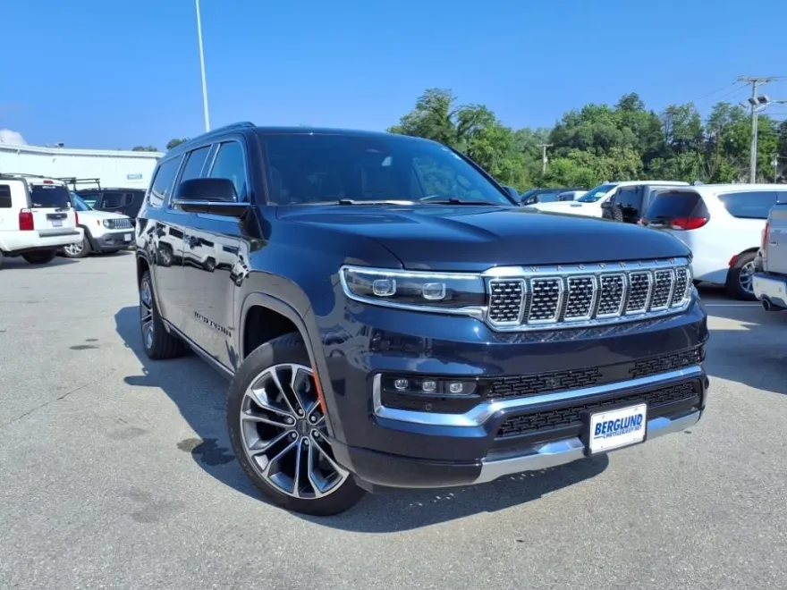 2024 Jeep Grand Wagoneer L III photo 1