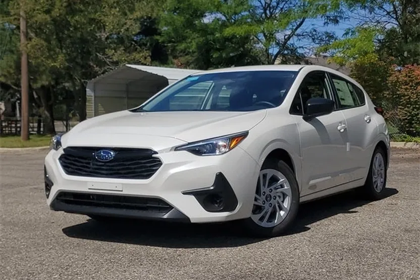 2025 Subaru Impreza Base photo 1