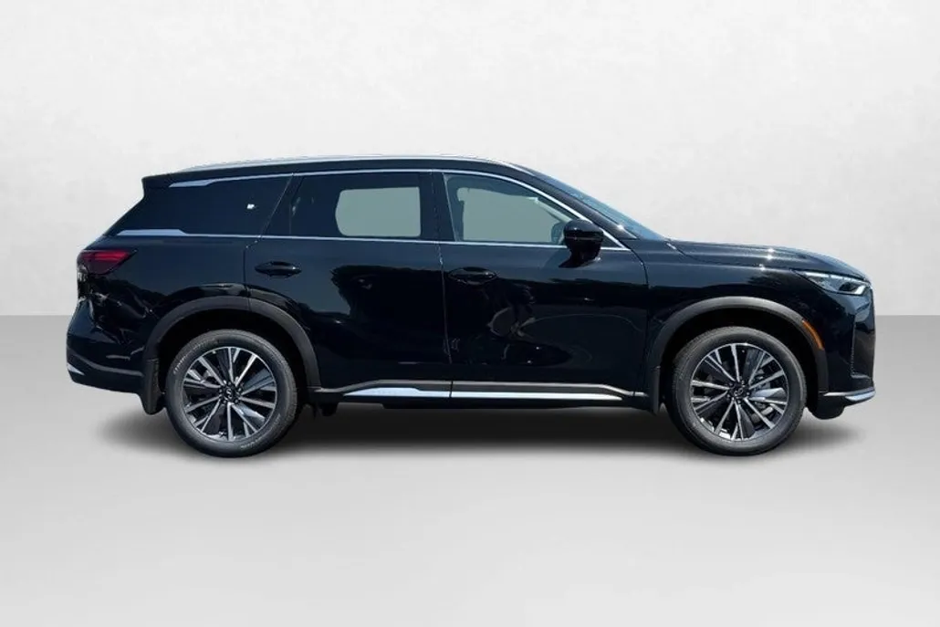 2026 Infiniti QX60 Luxe photo 1