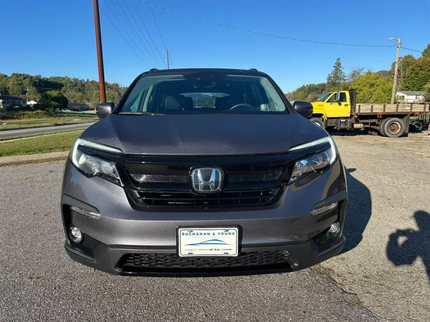 2022 Honda Pilot SE photo 1