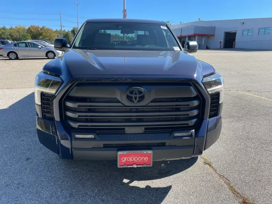 2026 Toyota Tundra SR5 CrewMax photo 1
