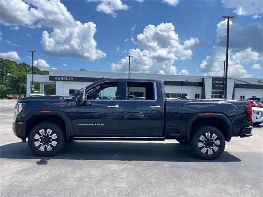 2025 Gmc Sierra 2500 HD Denali photo 1