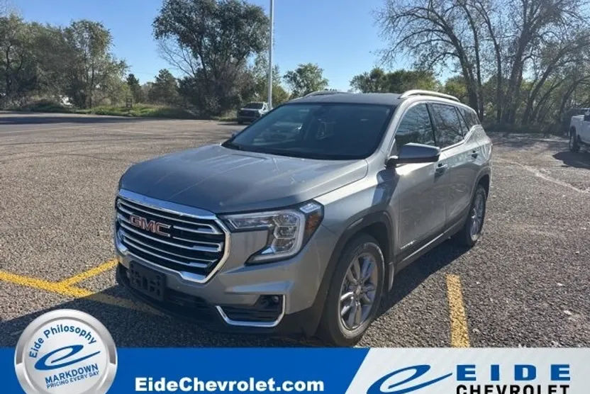 2023 Gmc Terrain SLT photo 1