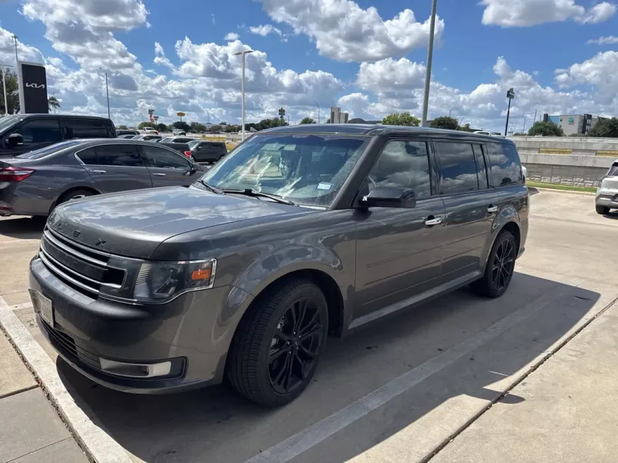 2019 Ford Flex SEL photo 1