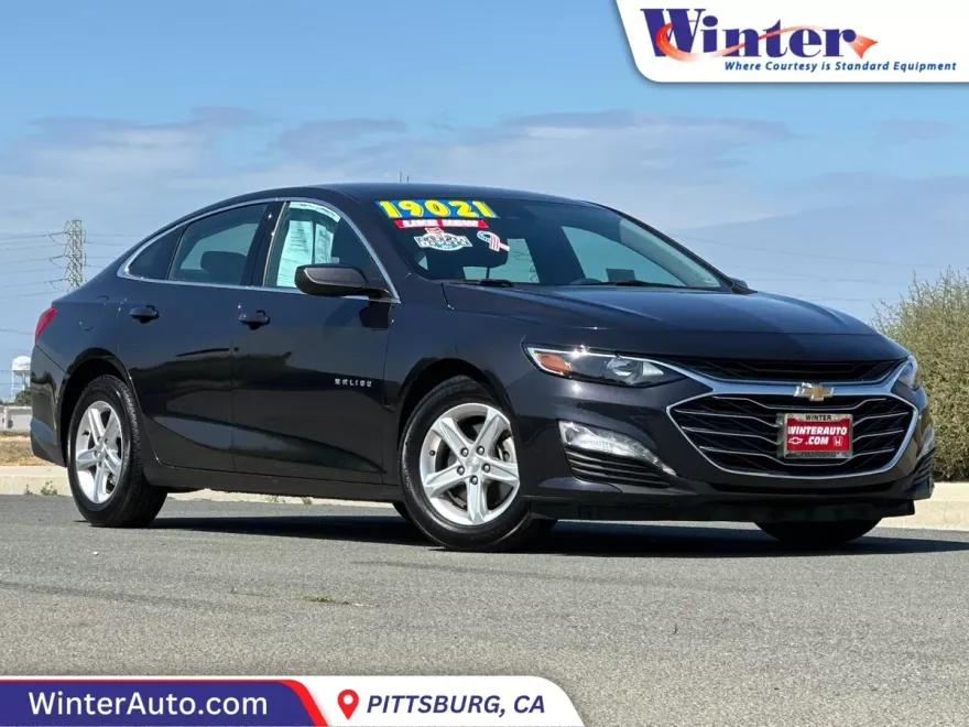 2023 Chevrolet Malibu 1LT photo 1