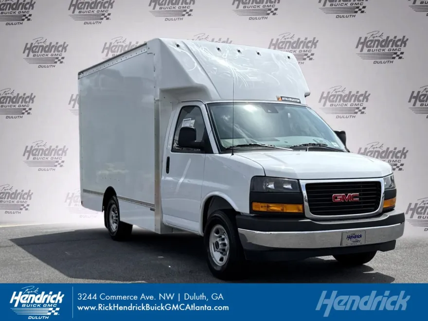 2025 Gmc Savana Cutaway 3500 photo 1