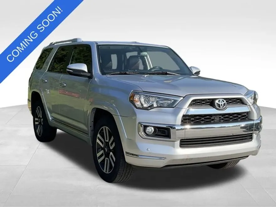2017 Toyota 4Runner Limited photo 1