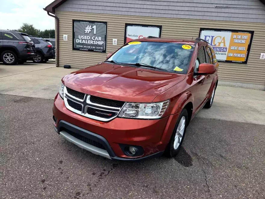 2013 Dodge Journey SXT photo 1