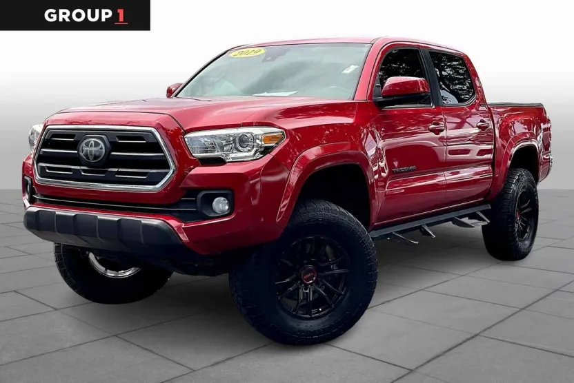 2019 Toyota Tacoma SR5 photo 1