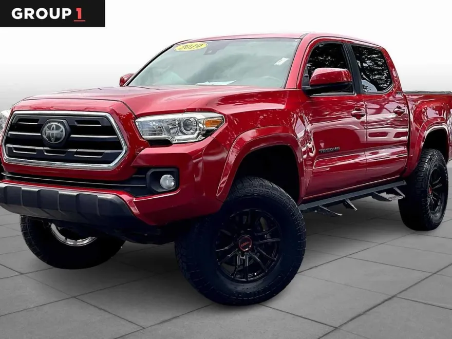 2019 Toyota Tacoma SR5 photo 1