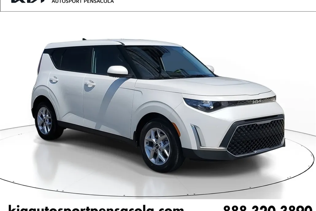 2025 Kia Soul S photo 1
