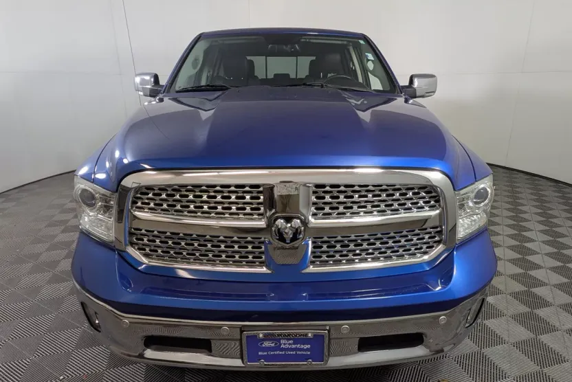 2017 Ram 1500 Laramie photo 1
