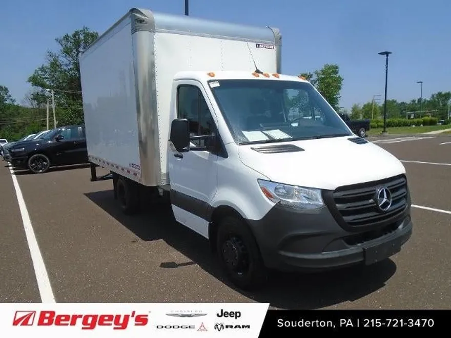2023 Mercedes Benz Sprinter Cab Chassis 4500 Standard Roof photo 1