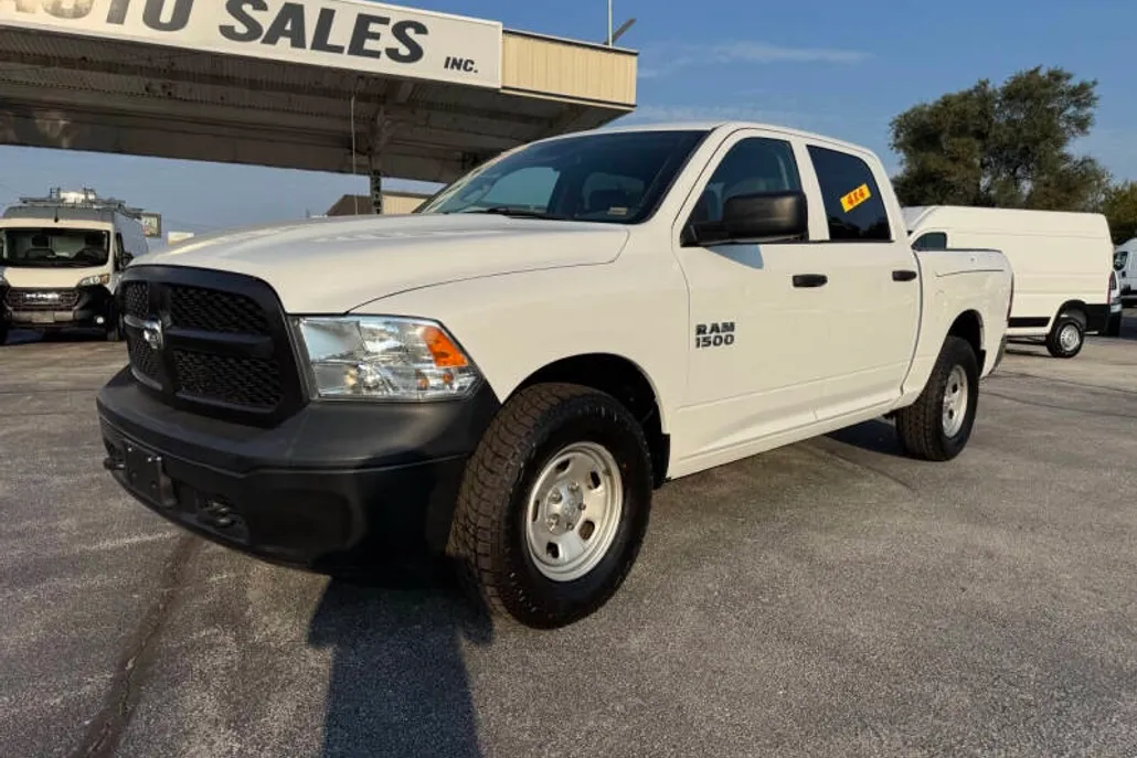 2017 Ram 1500 Tradesman photo 1