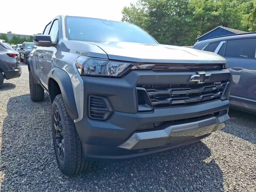 2026 Chevrolet Colorado Trail Boss photo 1