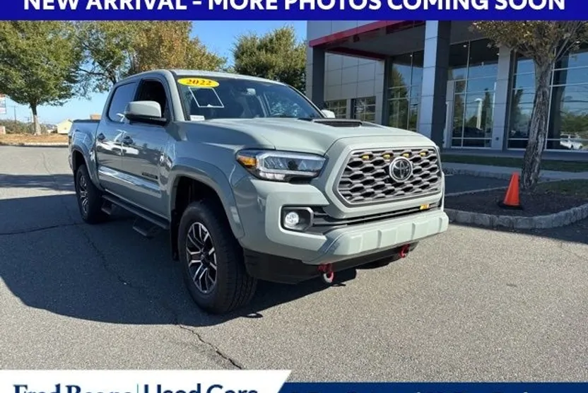 2022 Toyota Tacoma TRD Sport V6 photo 1