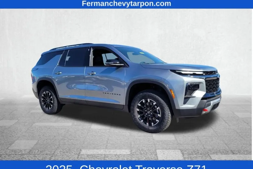 2025 Chevrolet Traverse Z71 photo 1