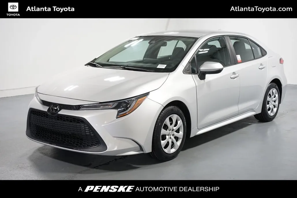 2022 Toyota Corolla LE photo 1