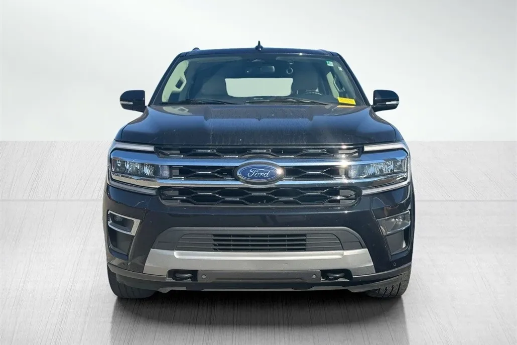2022 Ford Expedition Limited photo 1