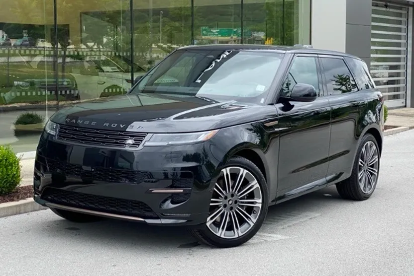 2025 Land Rover Range Rover Sport SE photo 1