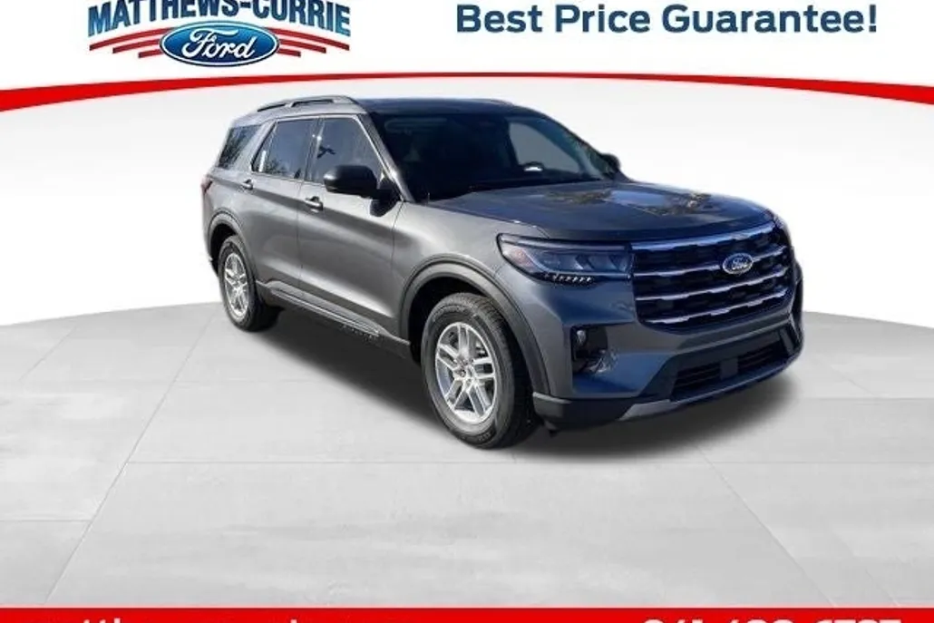 2025 Ford Explorer photo 1