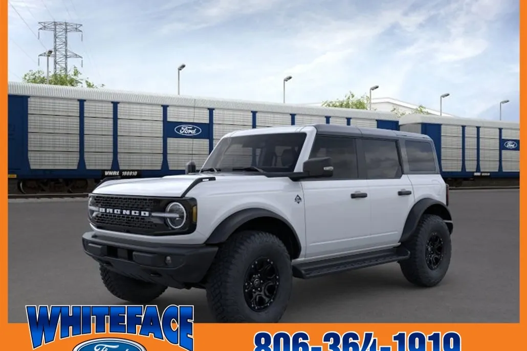 2025 Ford Bronco Outer Banks photo 1