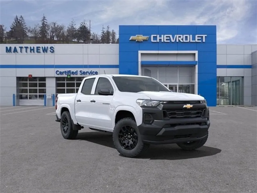 2025 Chevrolet Colorado LT photo 1