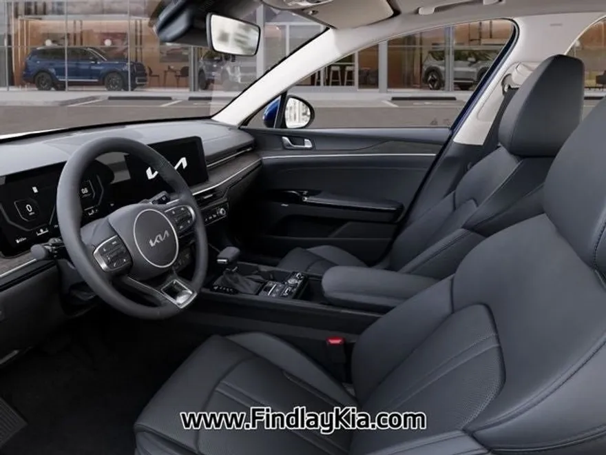 2025 Kia K5 EX photo 19