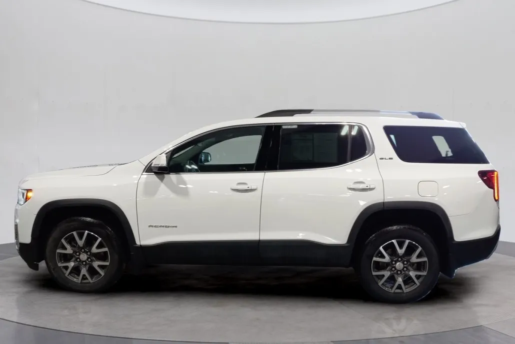 2023 Gmc Acadia SLE photo 1