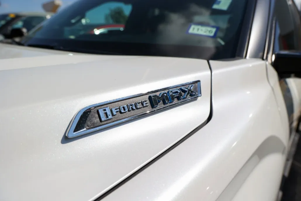 2025 Toyota Tundra Limited photo 1