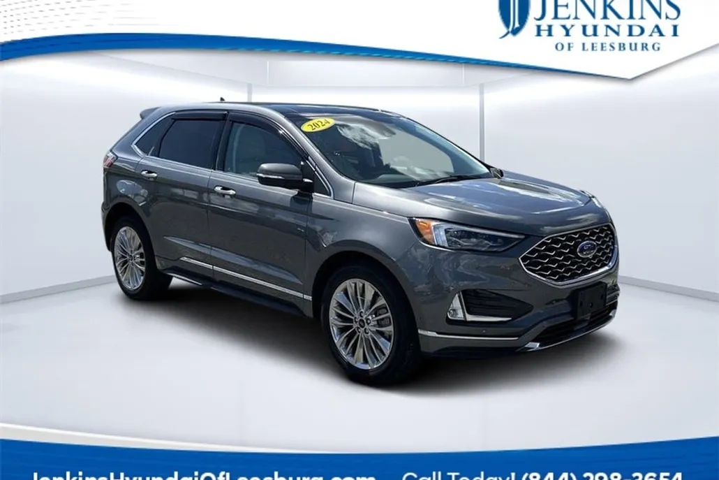 2024 Ford Edge Titanium photo 1