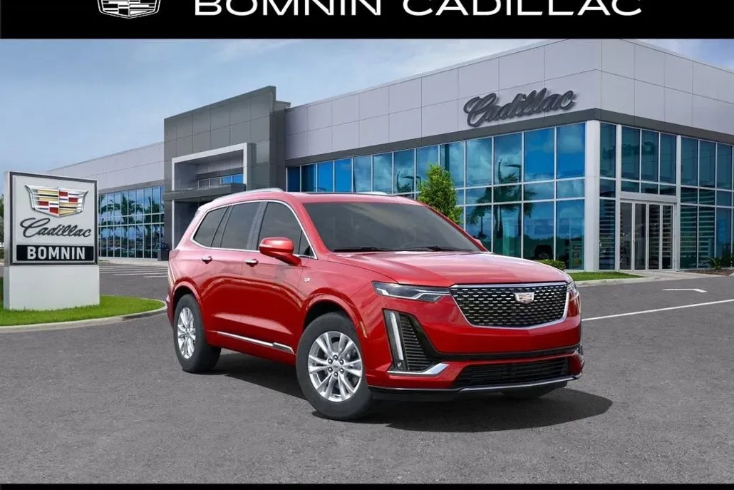 2025 Cadillac XT6 Luxury photo 1